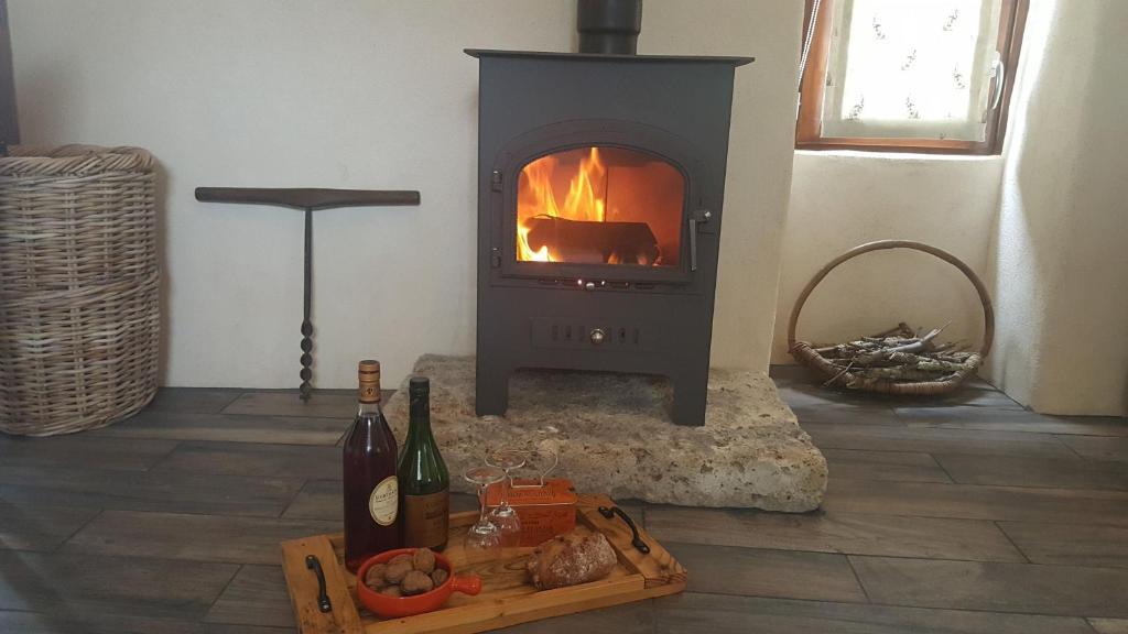 Lpc Dordogne Holidays - Le Petit Coin Lussas-et-Nontronneau Ngoại thất bức ảnh